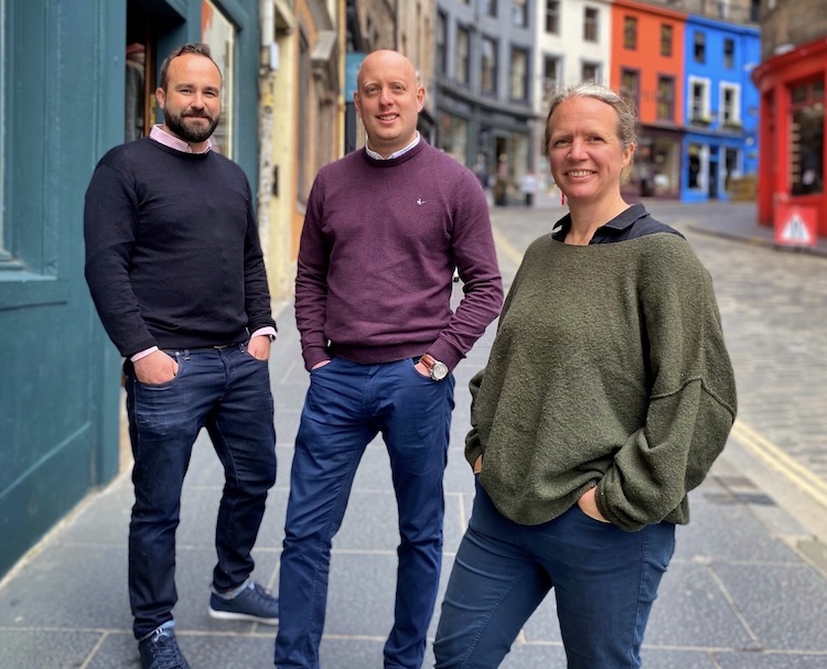 Aveni extends market leading wealth and compliance platform with £12m raise